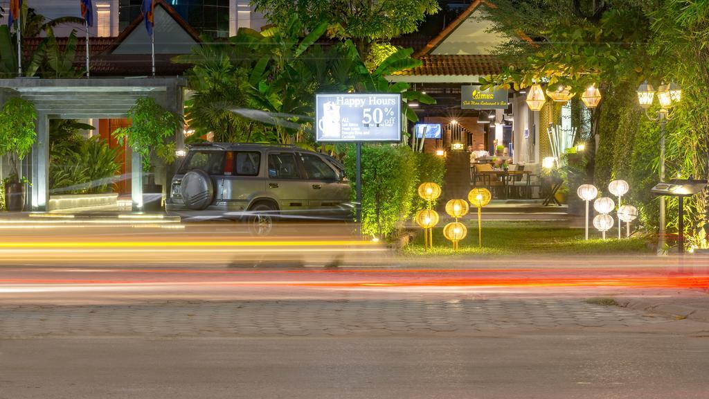 Silk D'Angkor Boutique Hotel เสียมราฐ ภายนอก รูปภาพ