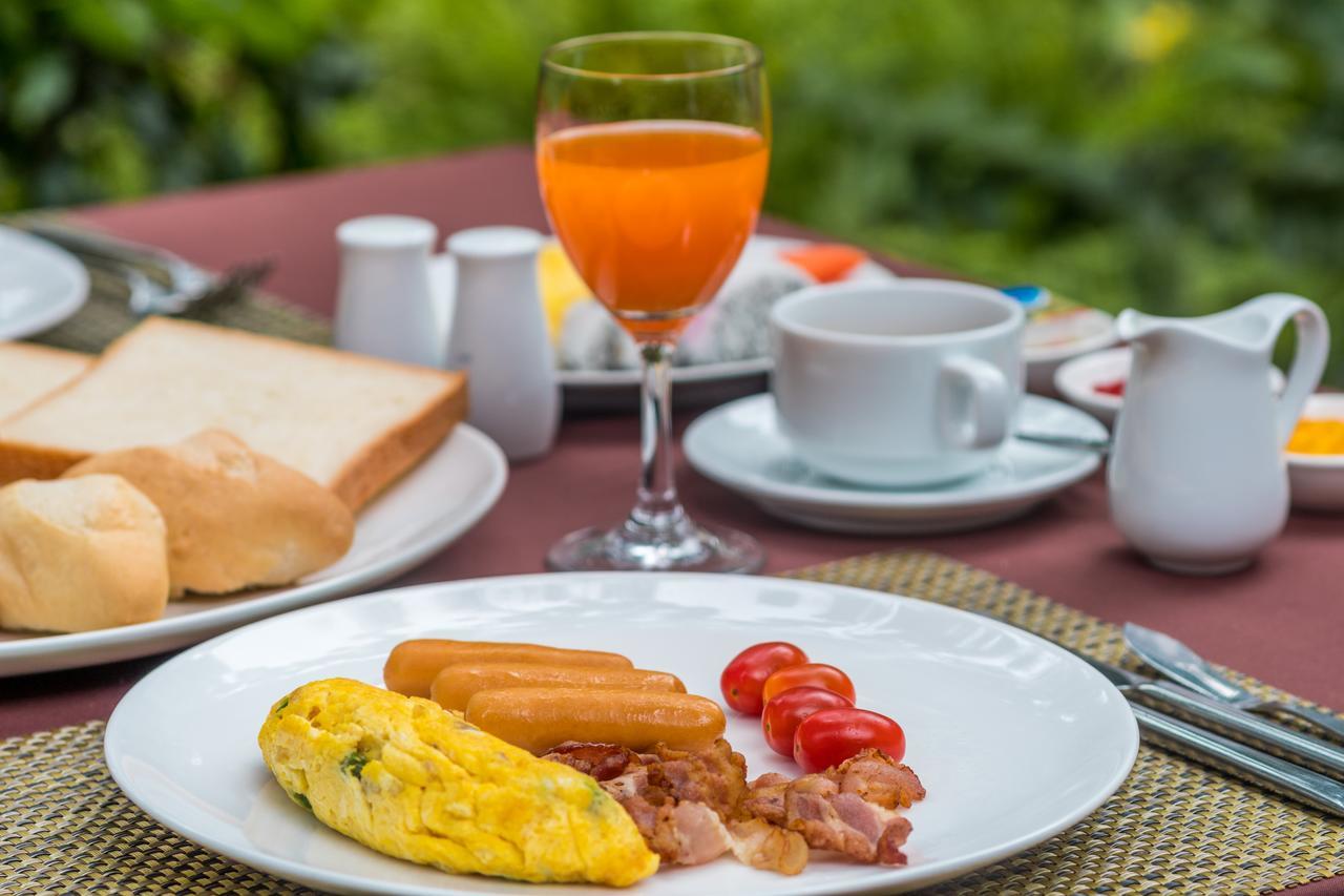 Silk D'Angkor Boutique Hotel เสียมราฐ ภายนอก รูปภาพ