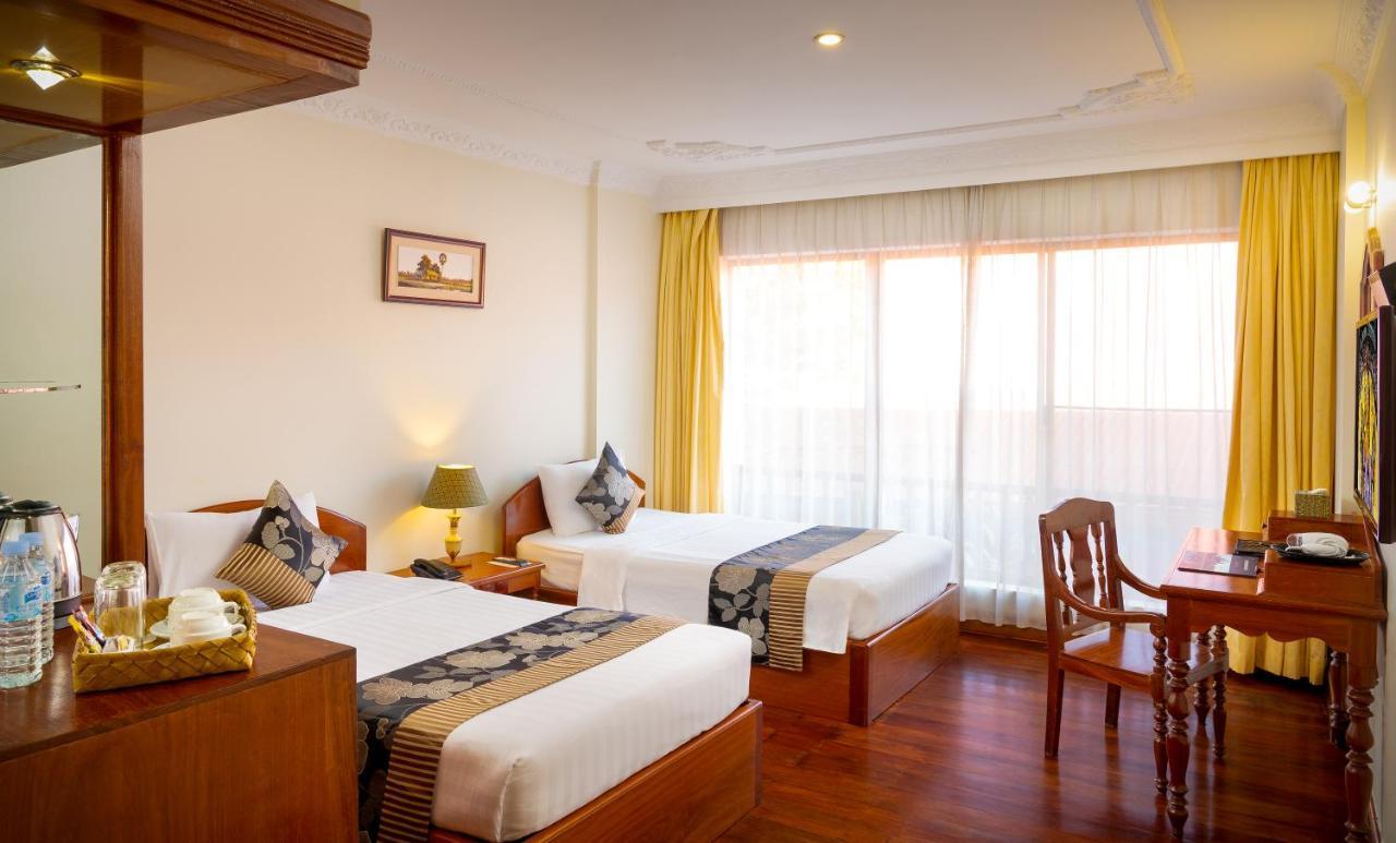 Silk D'Angkor Boutique Hotel เสียมราฐ ภายนอก รูปภาพ
