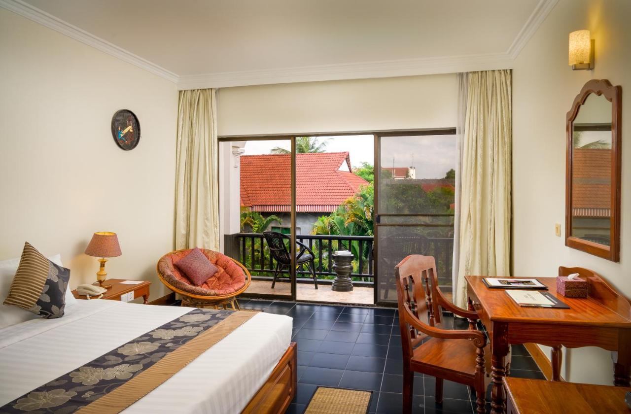 Silk D'Angkor Boutique Hotel เสียมราฐ ภายนอก รูปภาพ